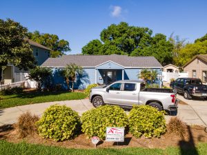 how to get commercial contracts for landscaping