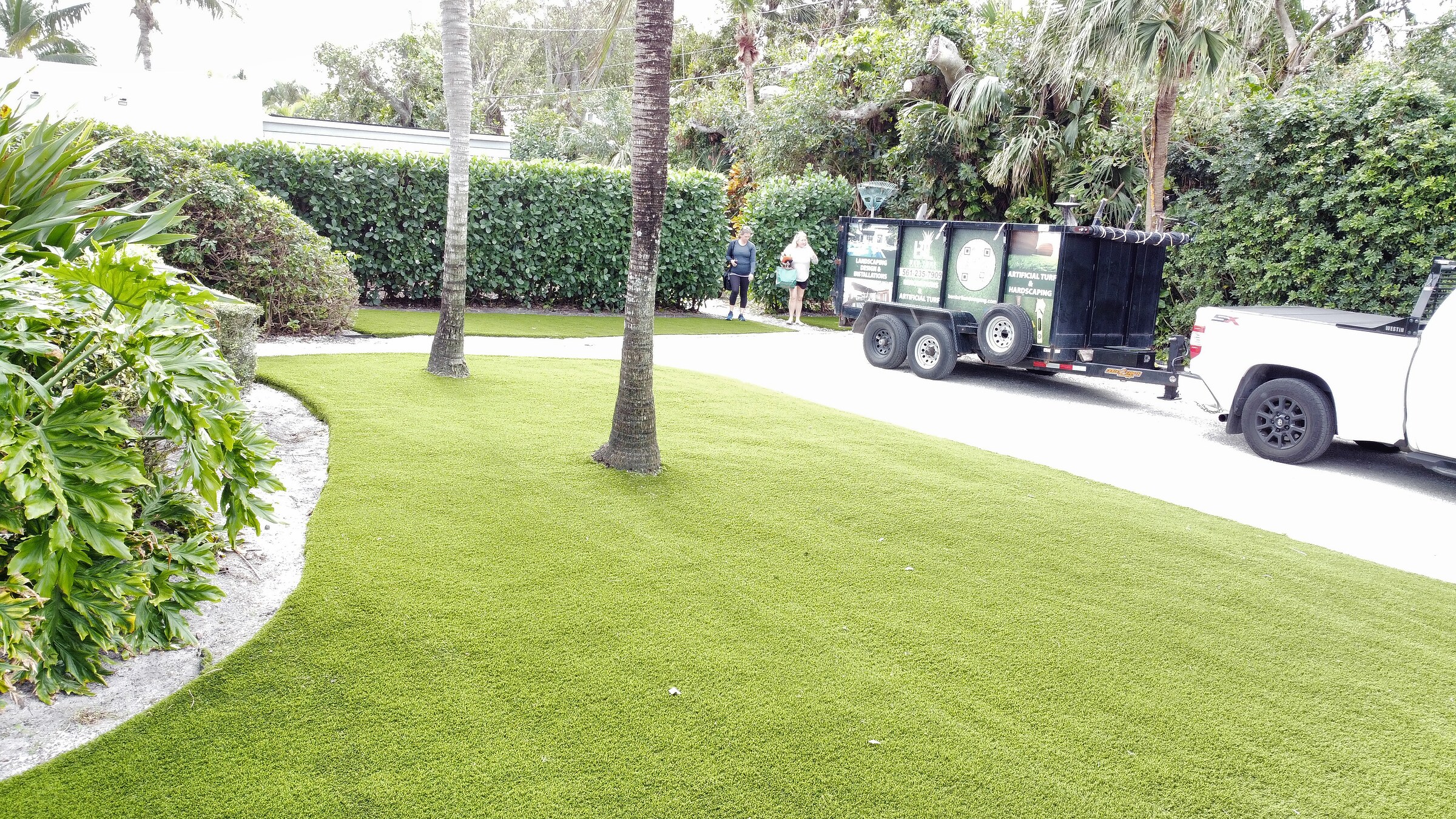 The Ben Turf Landscaping crew on site